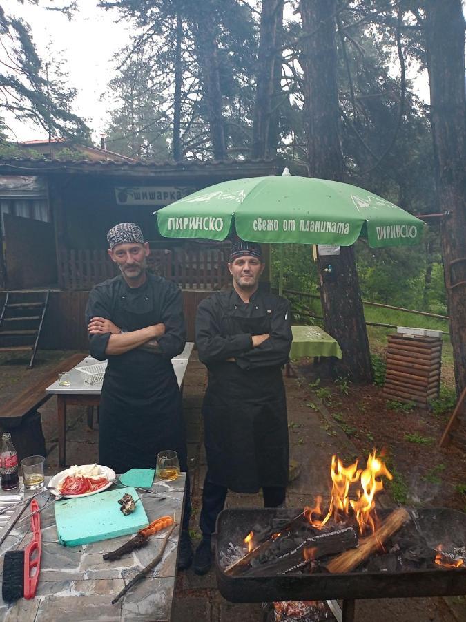 Family Hotel Shisharka Batak Esterno foto